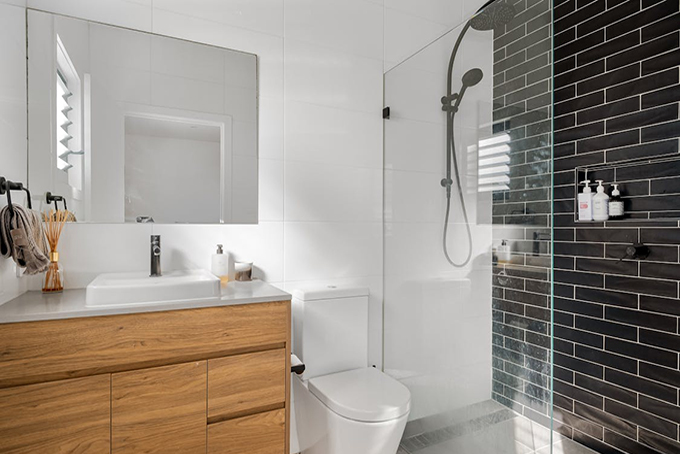 single sink bathroom vanity