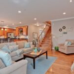 Jeanne Living room