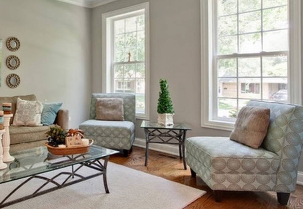 Jeanne Living room