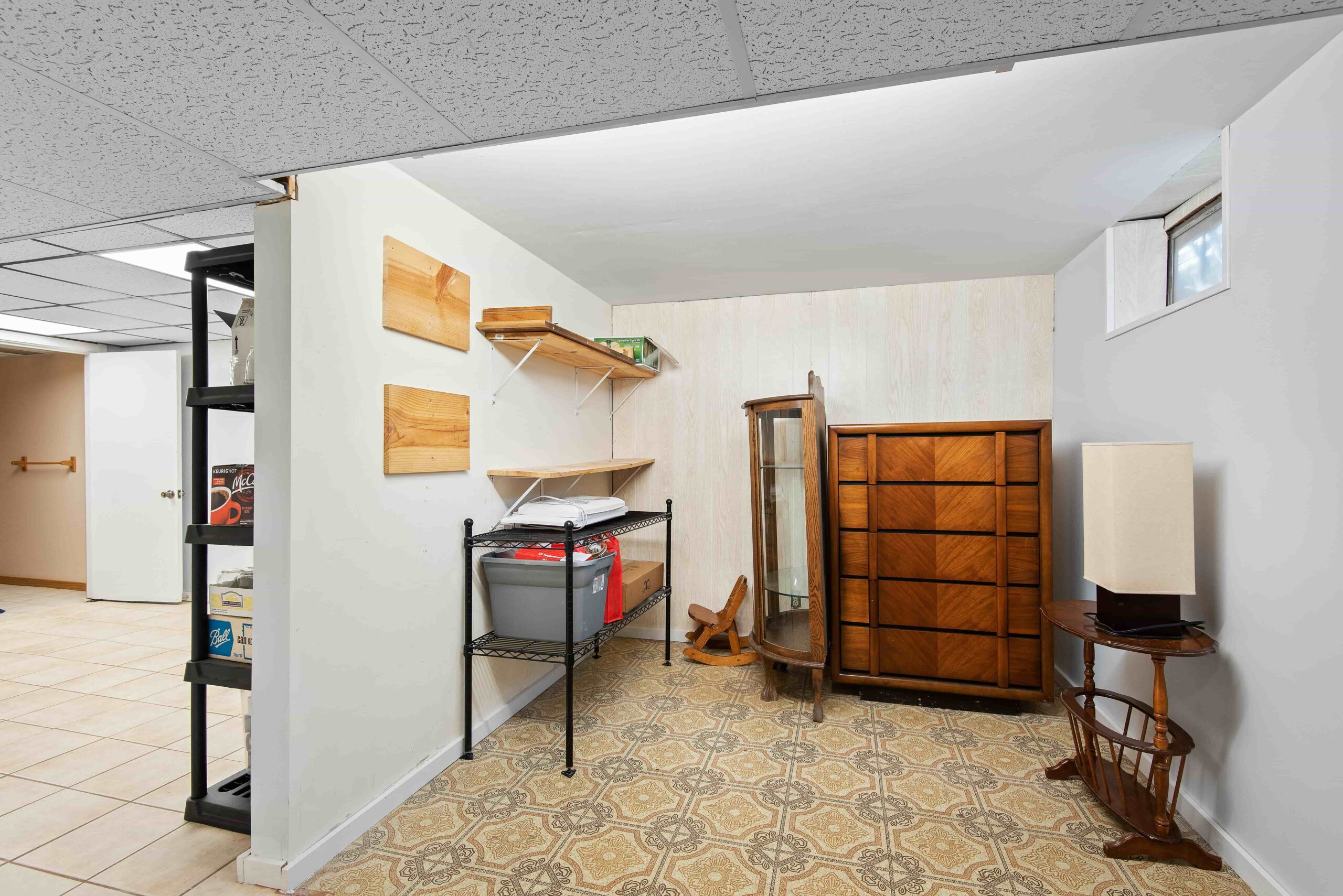Smart Tips to Design a Small Basement for Maximum Space Utilization