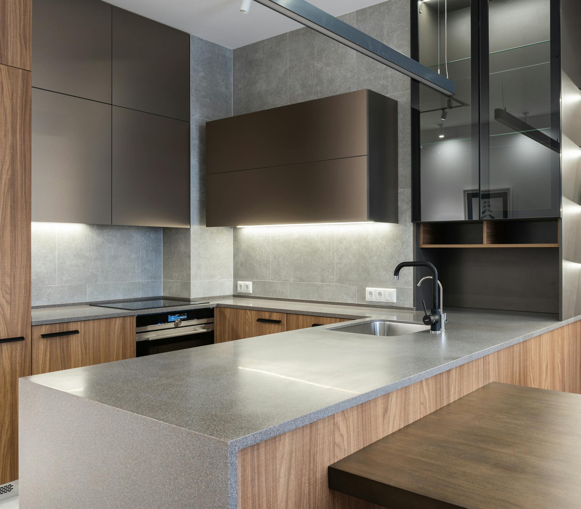 How to Choose Countertop Color Based on Kitchen Style