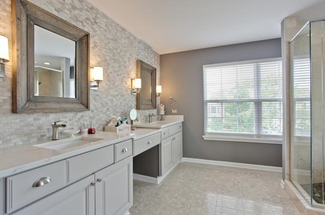 Popular Bathroom Vanity Styles for Illinois Homes